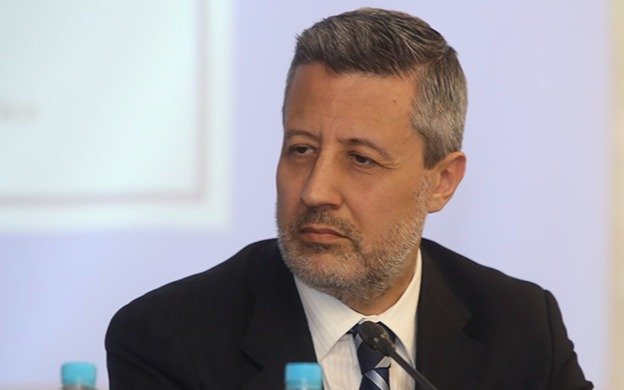 Caso hoteles: el fiscal pide juicio oral para la vice y sus hijos