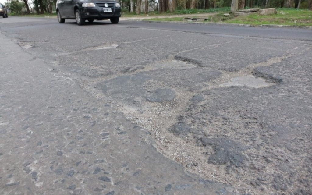 Preocupación por los baches que se formaron en avenida 31 y 76