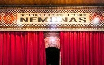 El conjunto de danzas lituanas “Nemunas” recibió una distinción