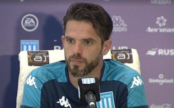 Gago juega de nuevo sus fichas a favor de Cardona