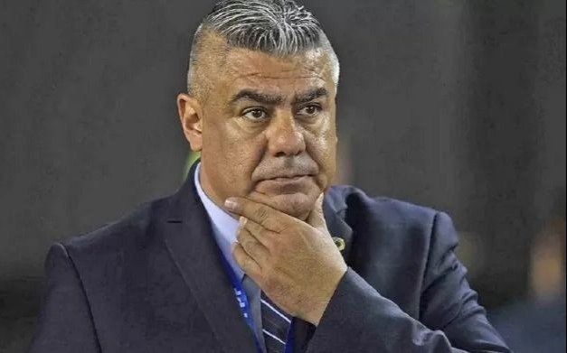 “Chiqui” Tapia espera la firma de Scaloni y adelantó que la Selección jugará en marzo