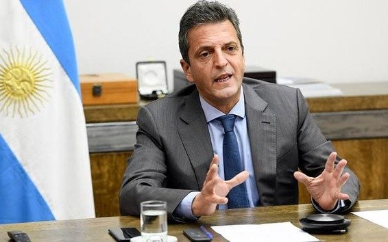 Massa salió a despegarse de una posible candidatura
