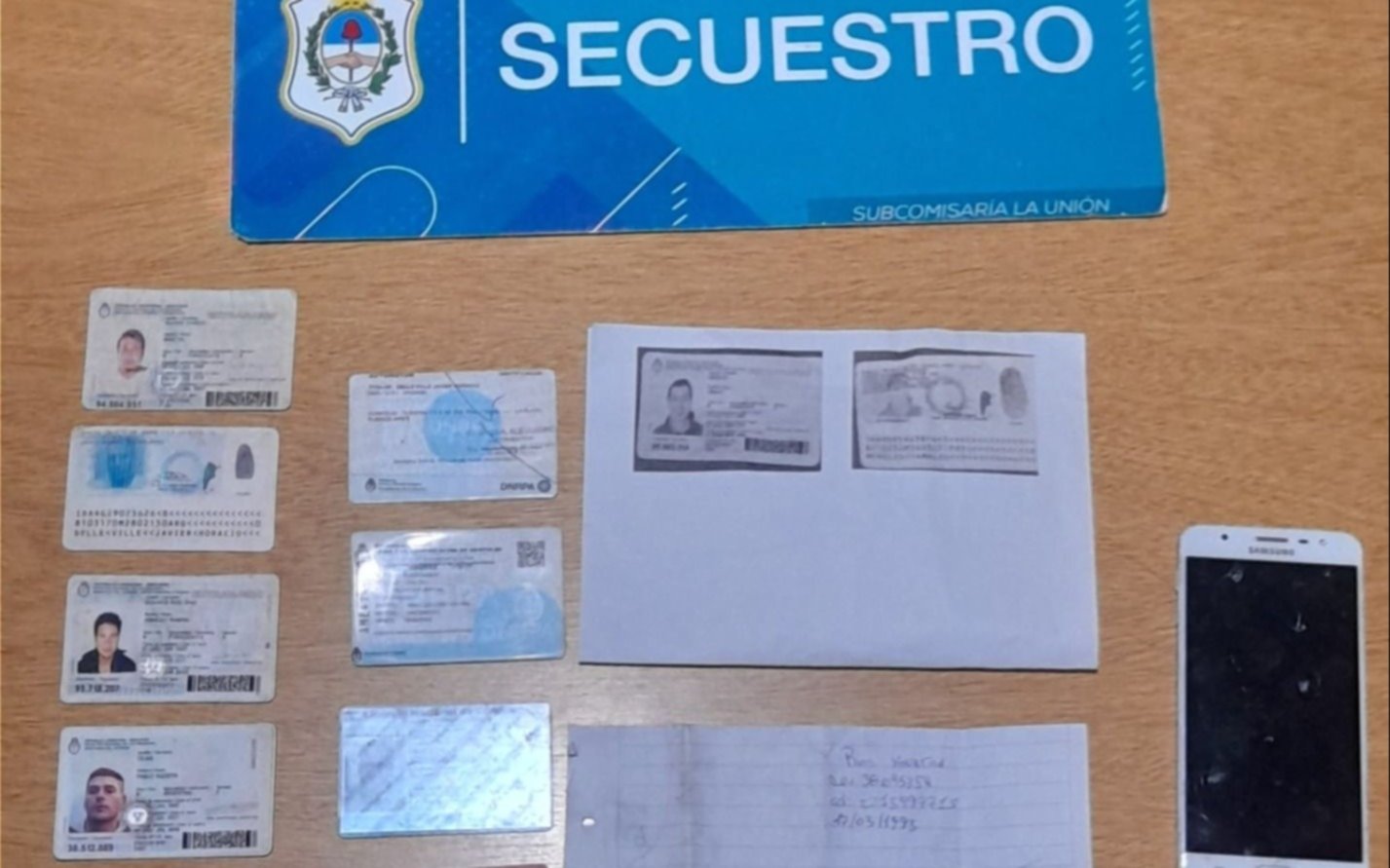 Descubren un centro ilegal de licencias y documentos