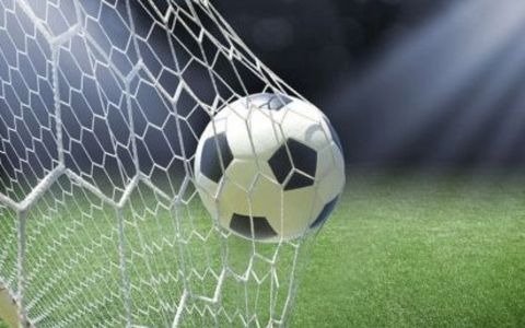 Uruguay es una aplanadora: goleó 4-1 y tiene puntaje ideal