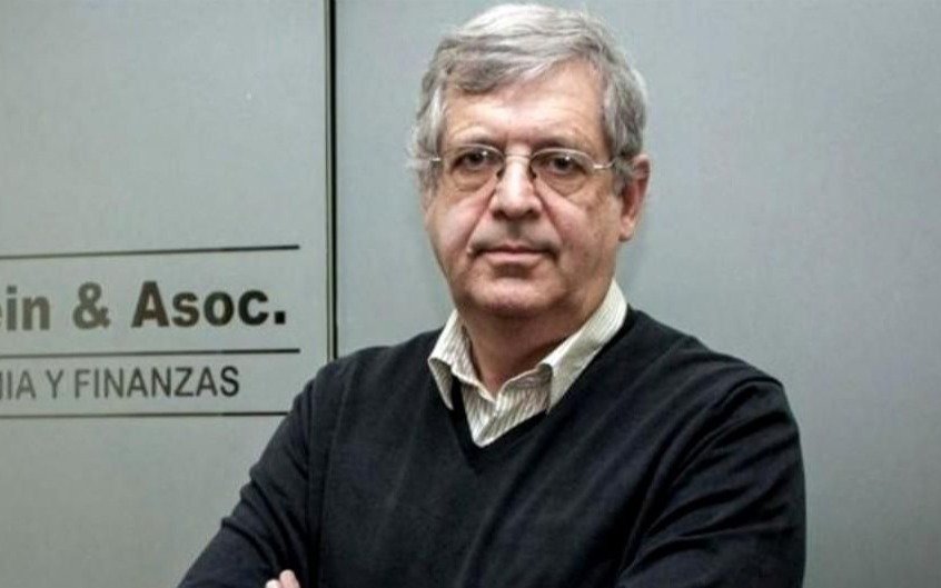 Rubinstein remarcó “la baja del déficit fiscal”
