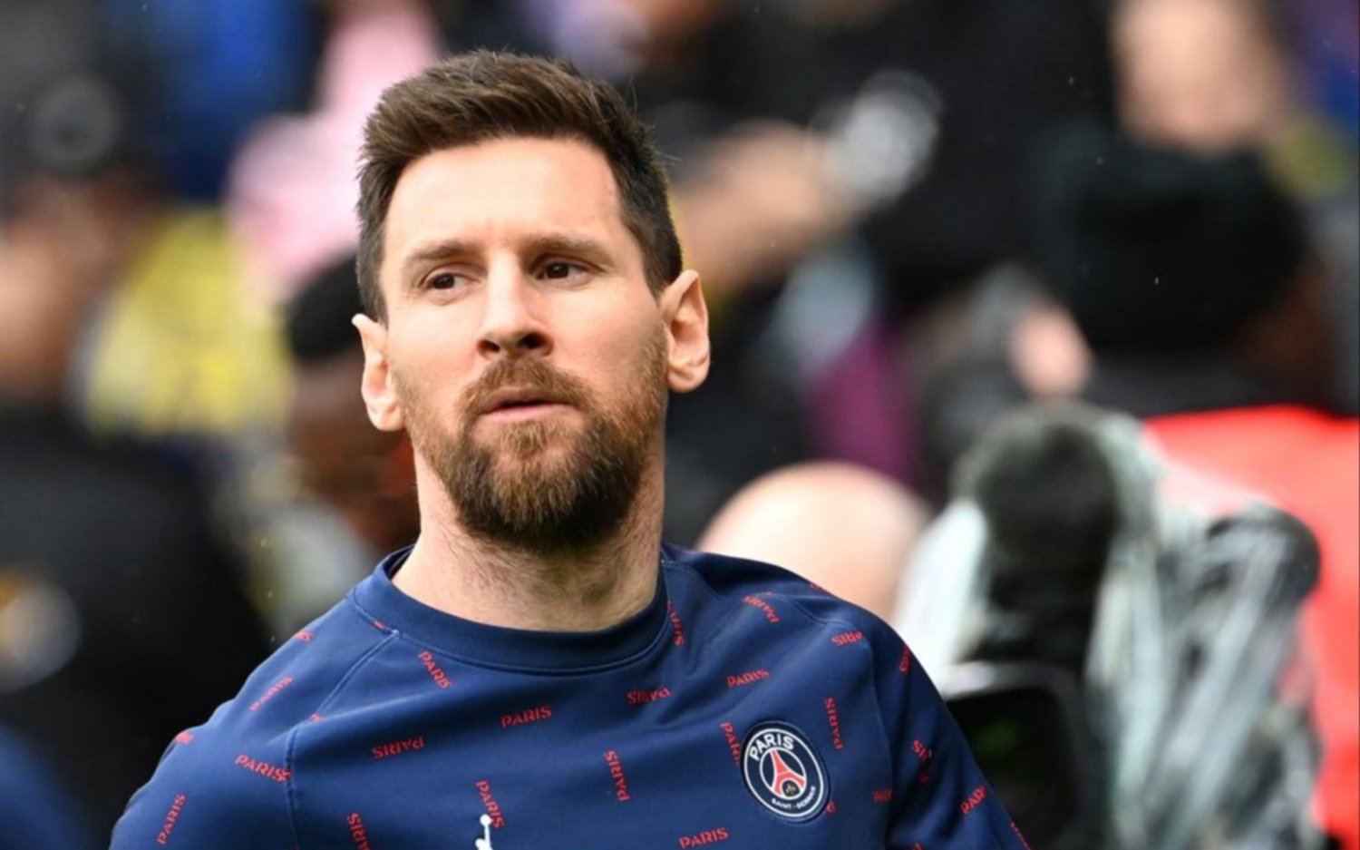 Messi volvió a París luego de su visita a Barcelona: Xavi le abre las puertas