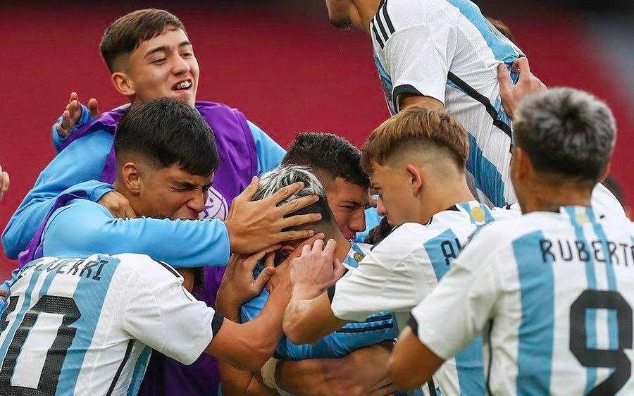El Sub 17 argentino va por la clasificación