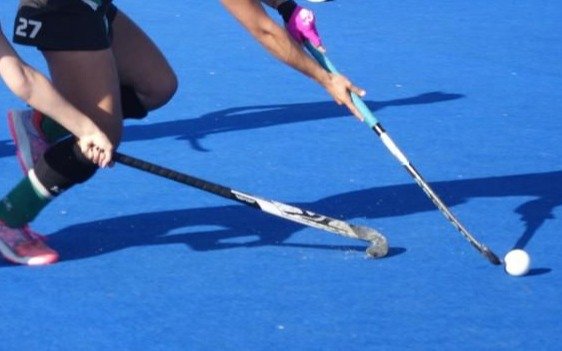 Santa “A” buscará estirar el invicto en hockey