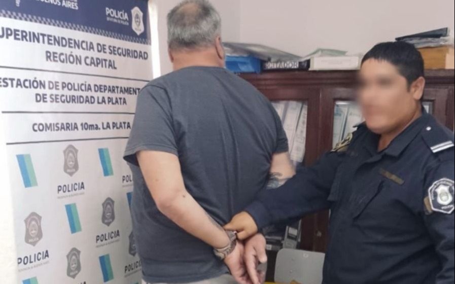 Burló la perimetral y se acercó a la casa de su ex con un arma de fuego