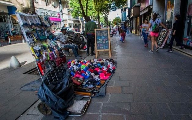 Sigue la luz verde para que la venta ambulante crezca en las calles de la Ciudad