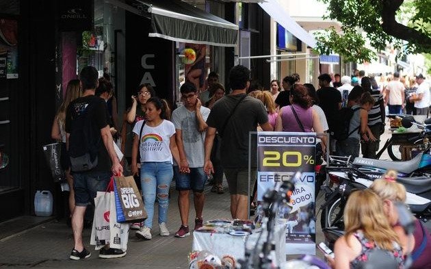 Bajó casi un 40% la cantidad de locales vacíos en la Ciudad