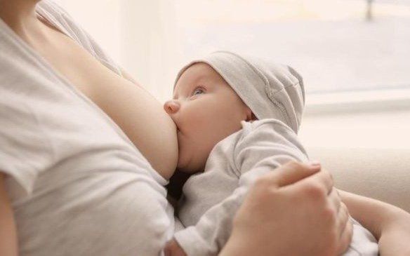 Debiera extenderse la red de bancos de leche para la salud de bebés y sus madres