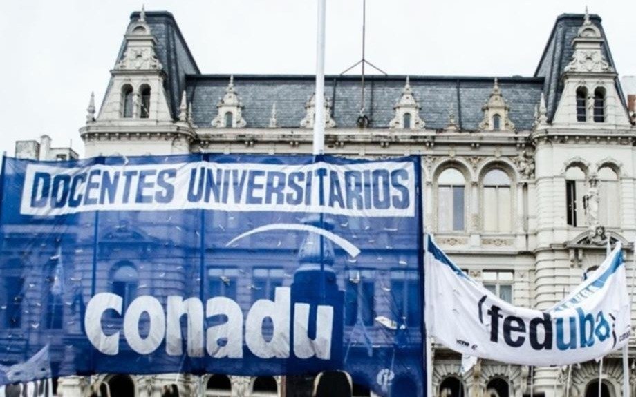 Avanzan con las negociaciones por pago de Ganancias de universitarios