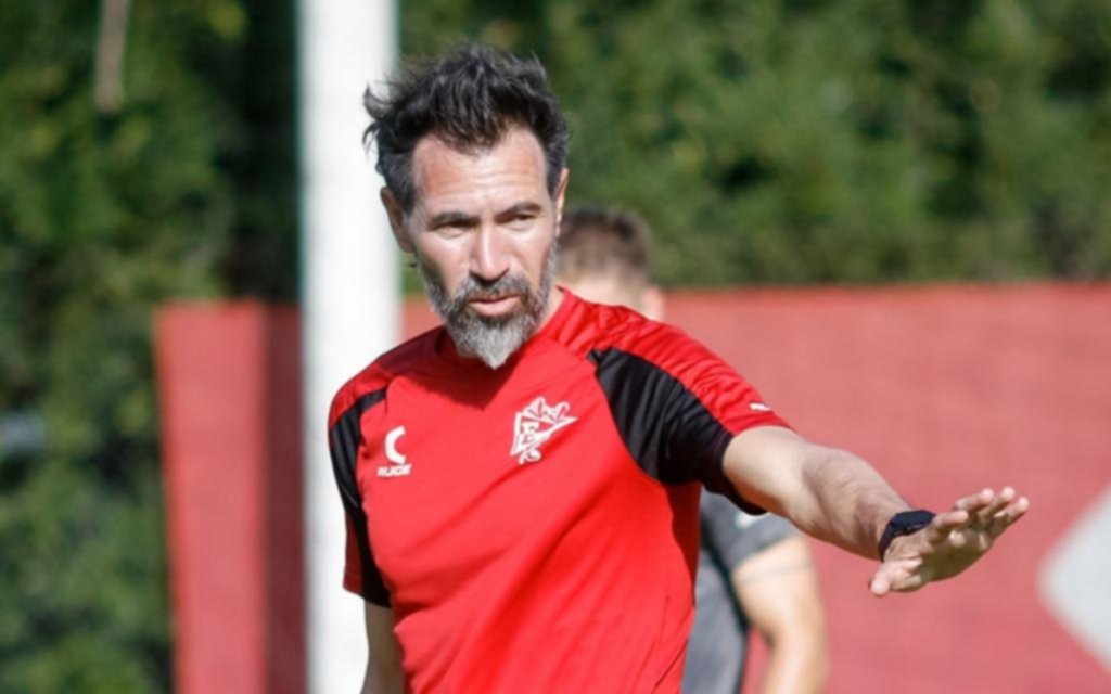 Domínguez comienza a delinear el once pensando en Colón