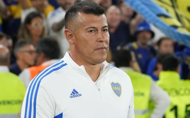 Boca hizo fútbol y el DT probó a Barco como volante