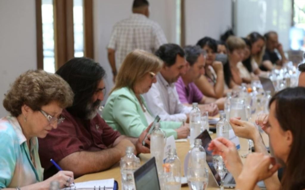Los docentes bonaerenses se reúnen este lunes por la paritaria: qué le pedirán a la Provincia de Buenos Aires