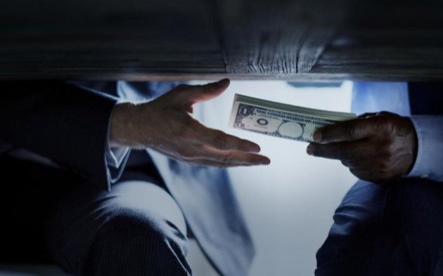 El combate a la corrupción, en picada