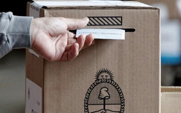 Primeros sondeos tras el cierre de las listas