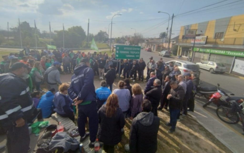 Sigue el paro de empleados en Berisso