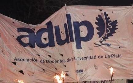 Tensión por el padrón para la elección en un gremio de la UNLP