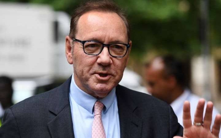 Otro relato atroz de una noche con Kevin Spacey