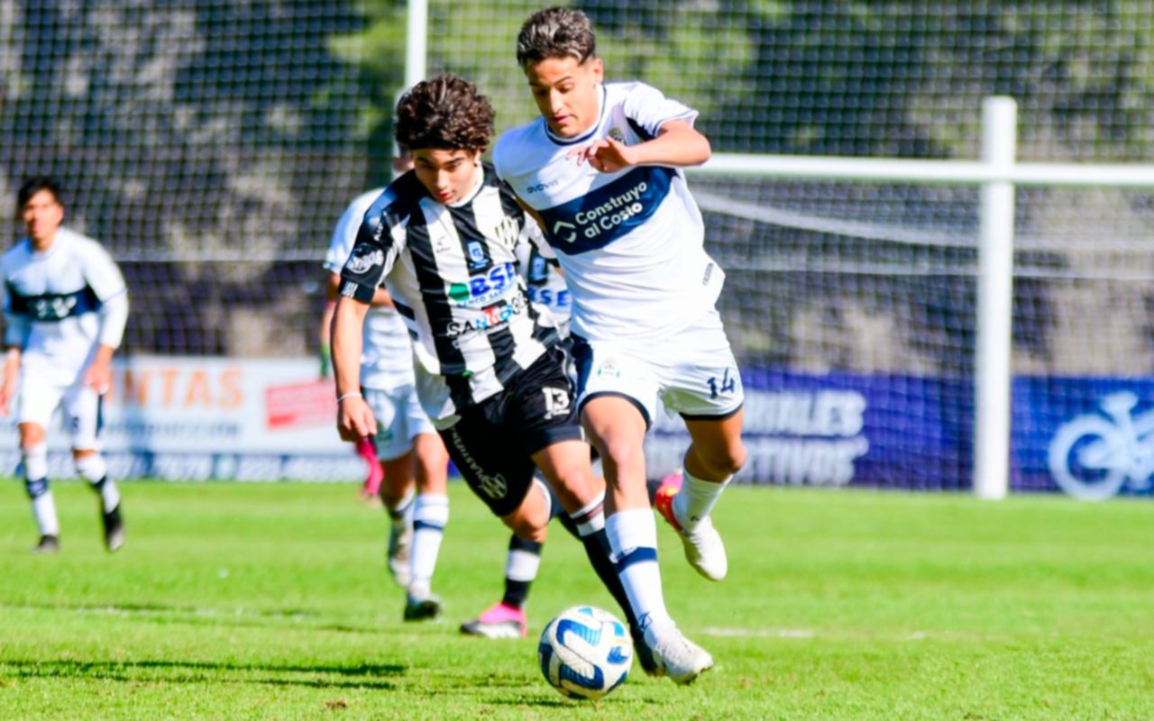 Invictos: los juveniles ganaron 14 puntos de 18