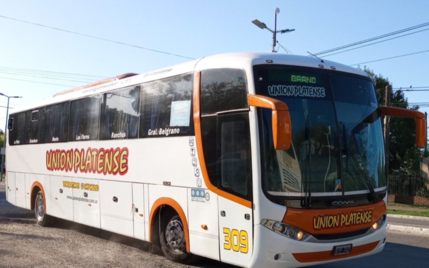 Aumento y confusión en un servicio de micros que une La Plata y Brandsen