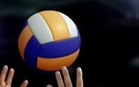 Estudiantes se quedó con el duelo platense de vóley