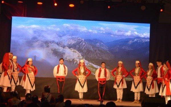 El domingo comienza la 46º edición de la Fiesta Provincial del Inmigrante