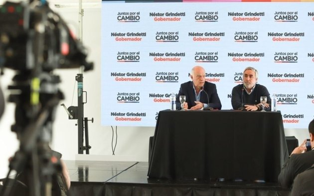Grindetti propone reducir el gasto político