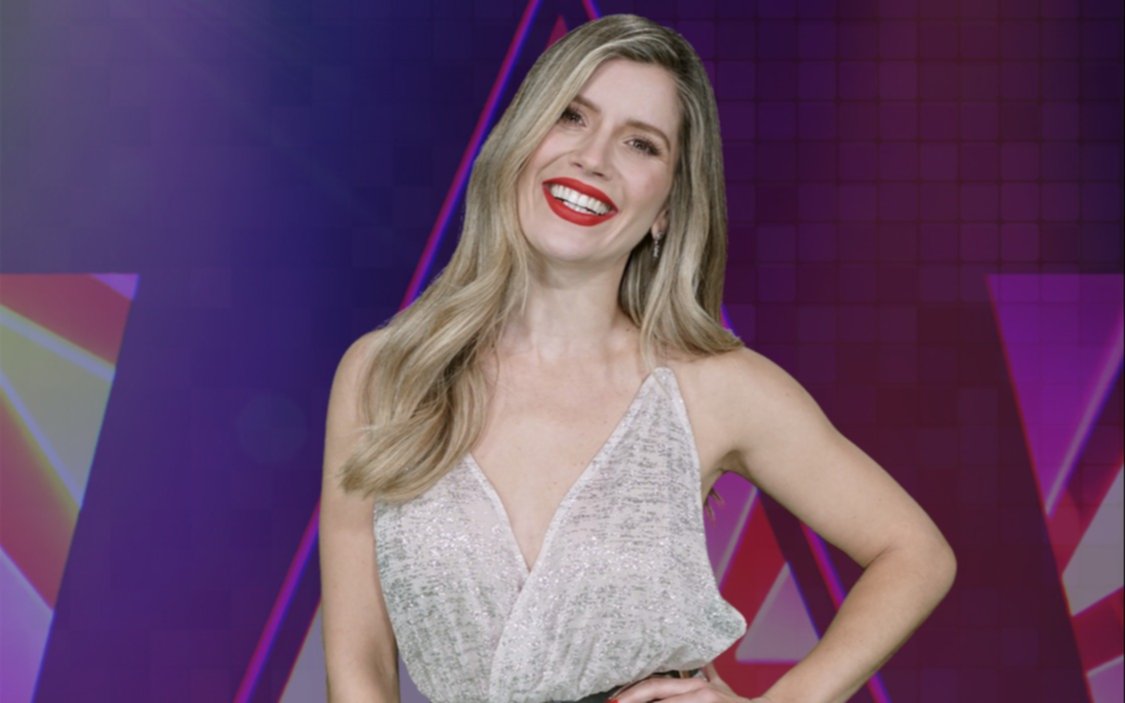 Laurita Fernández: “Miro las noticias y son tan malas que querés cambiar”