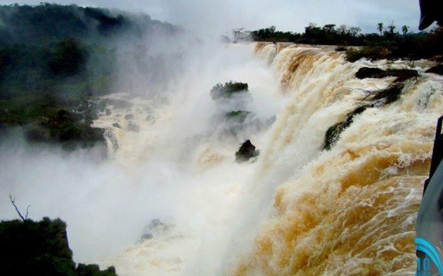 Iguazú: cierran el acceso a la Garganta del Diablo
