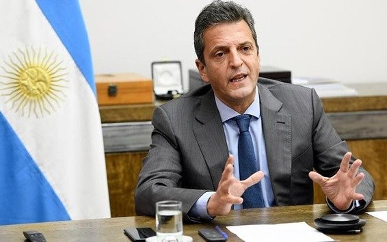 Massa negó que preparen devaluación post elecciones