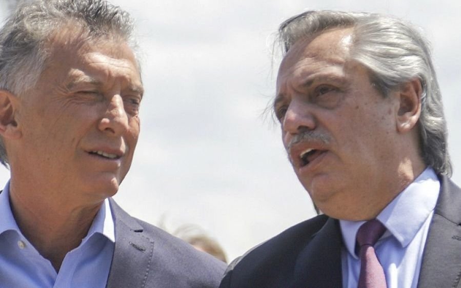Dos expresidentes que no salen de escena
