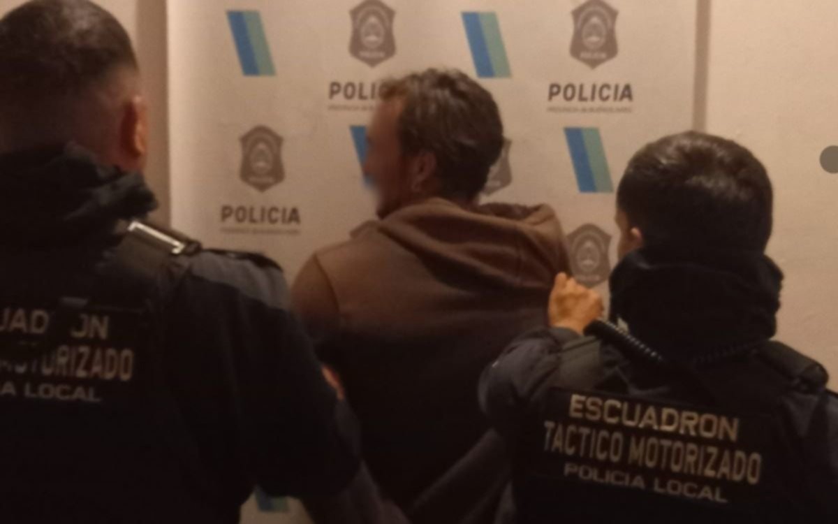 Fuera de sí, causó daños en la Torre I y terminó preso