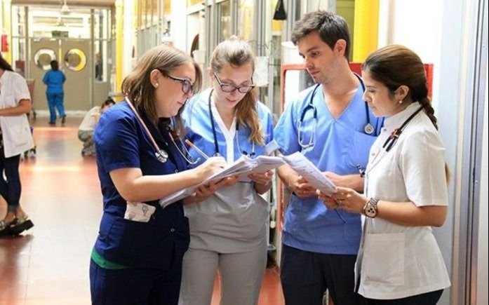 Anuncian la adjudicación de cargos para residentes