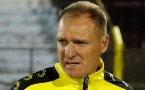 Darío Franco dejó de ser el entrenador de Almirante Brown