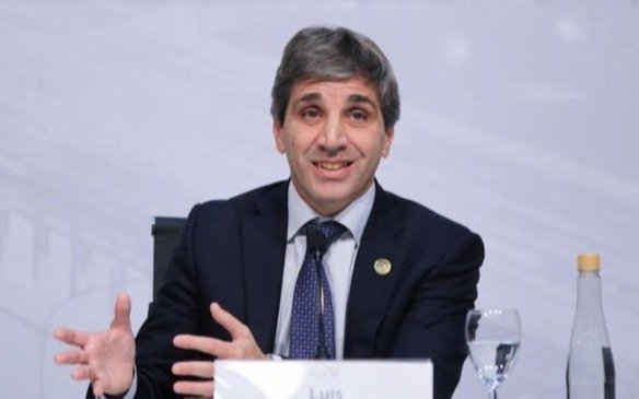 La consultora de Marra describe cuál sería el plan de Caputo para dolarizar
