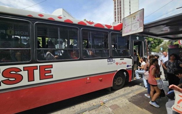 Poda de subsidios para los micros: miran al AMBA