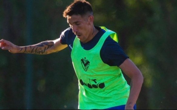 Vélez se presenta por la Copa Argentina con la vuelta de Ricardo Centurión