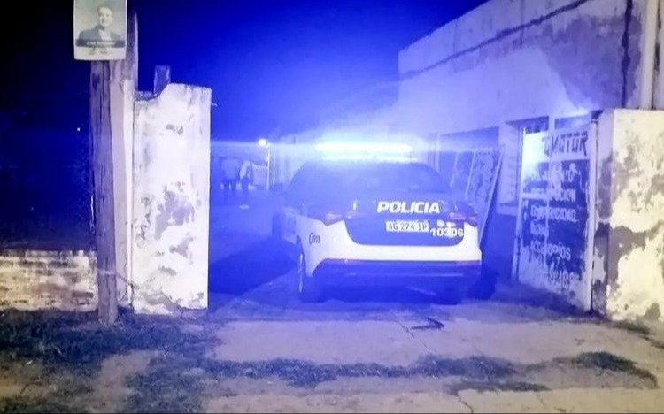 Mató a la hija de un tiro en un gimnasio y se quitó la vida