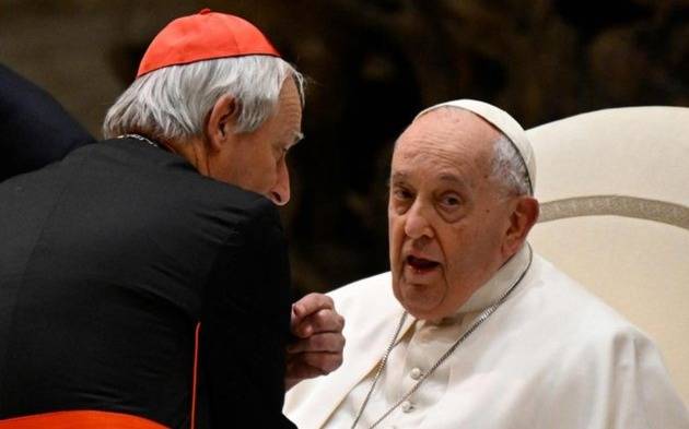El Papa dice que padece una bronquitis