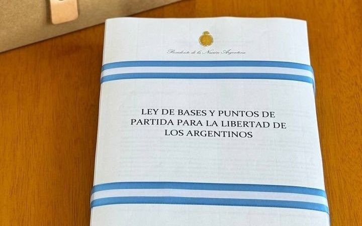 Ley Ómnibus: el Ejecutivo quiere cerrar con la oposición antes del debate