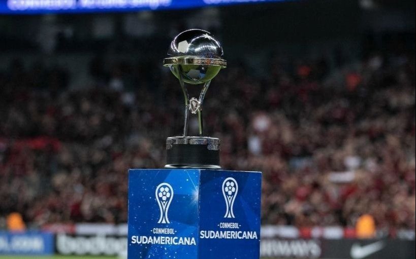 Racing inicia el camino en la Copa Sudamericana