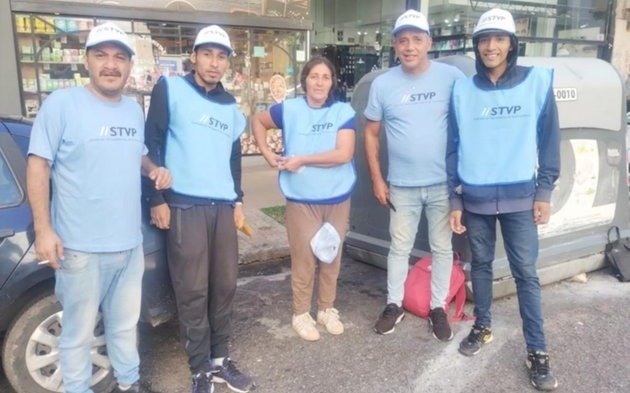 En La Plata, los “trapitos” siguen actuando bajo la ilegalidad y ahora quieren sindicalizarse