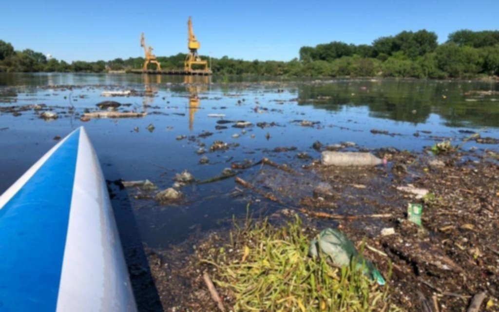 La intimación de la Justicia por las aguas contaminadas del arroyo El Gato