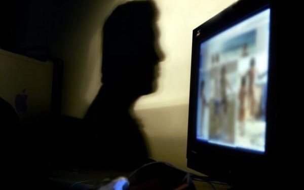 Fortalecer barreras de prevención contra el auge de la pornografía infantil