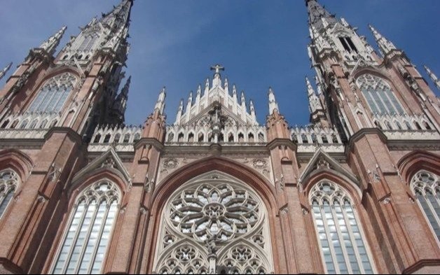 Misa del trabajo en la Catedral platense con distintos pedidos