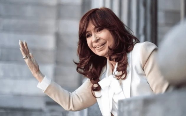 Cristina incrementa sus apariciones, intenta concentrar la centralidad y manda señales al justicialismo