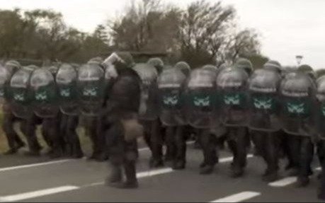 Gendarmería desalojó una protesta de estatales